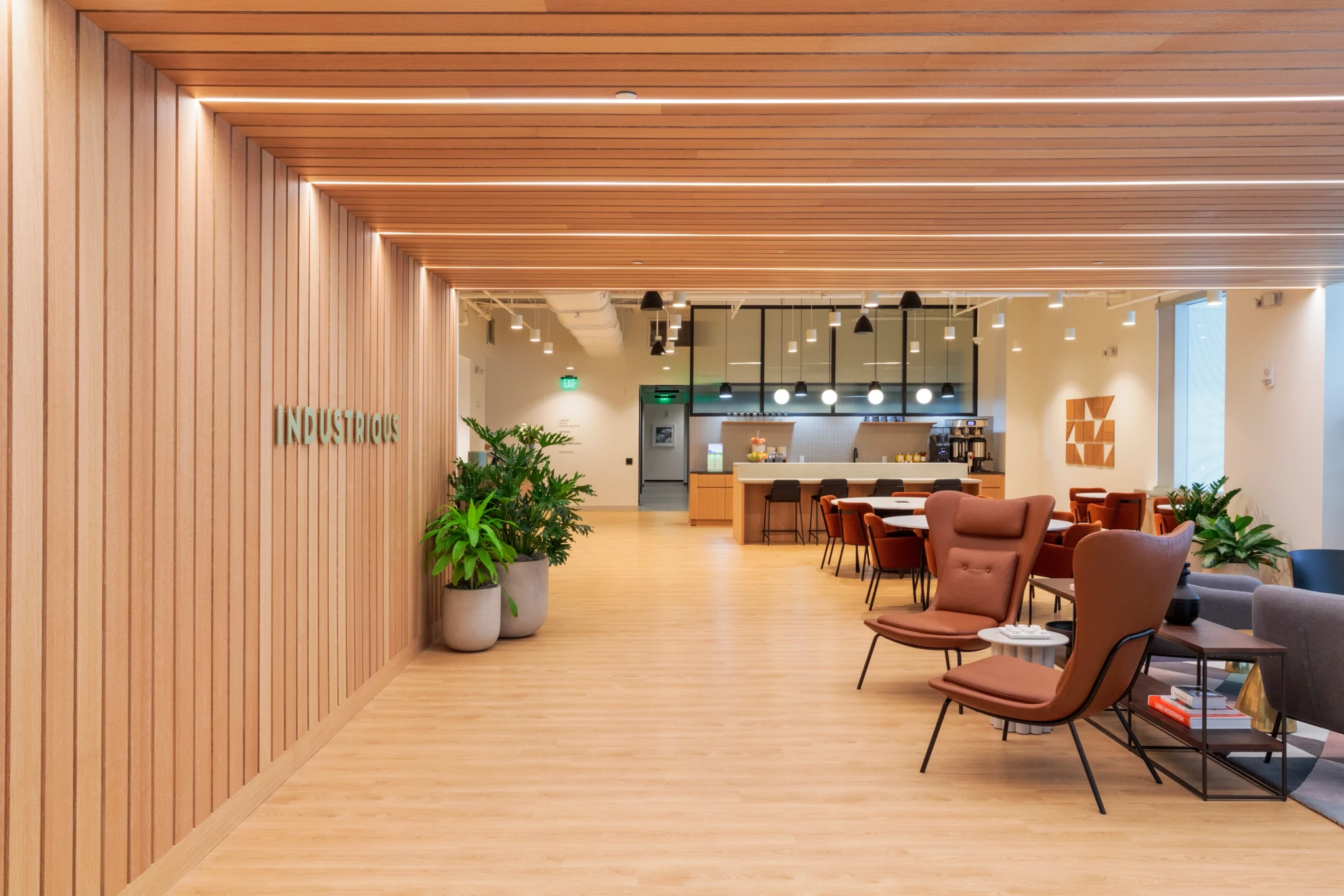 Common area at Industrious Newport Tower