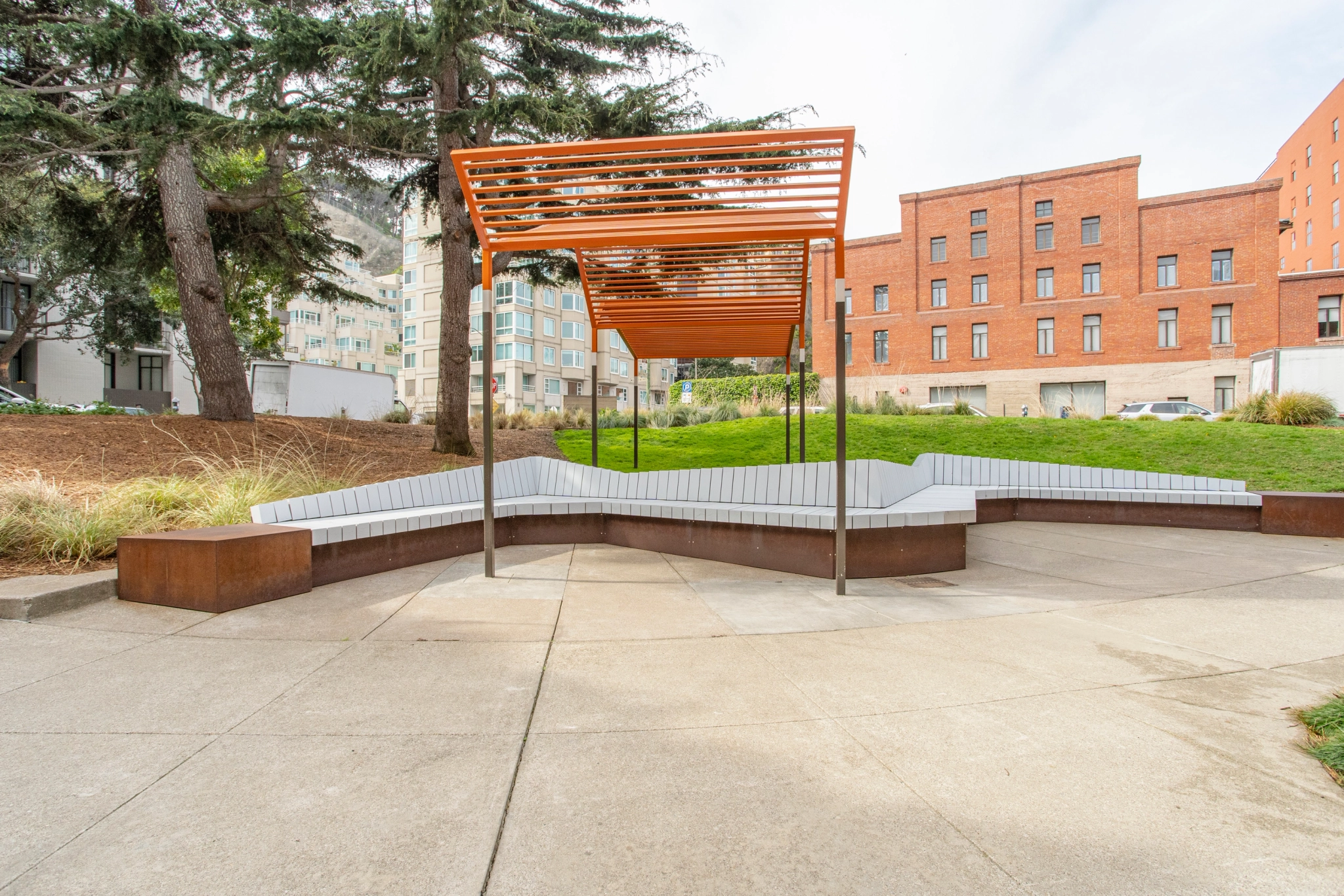 A workspace bench in a San Francisco park.