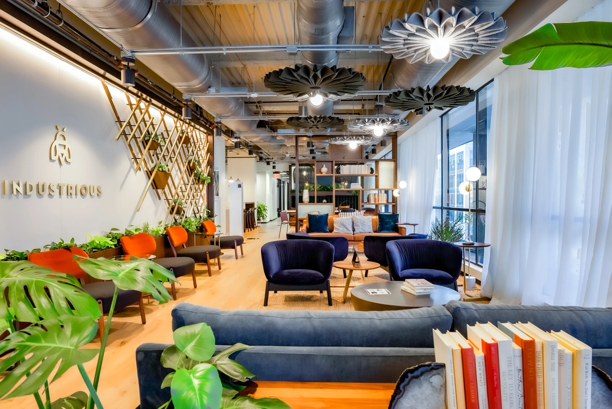Common area at Industrious 9th and Congress