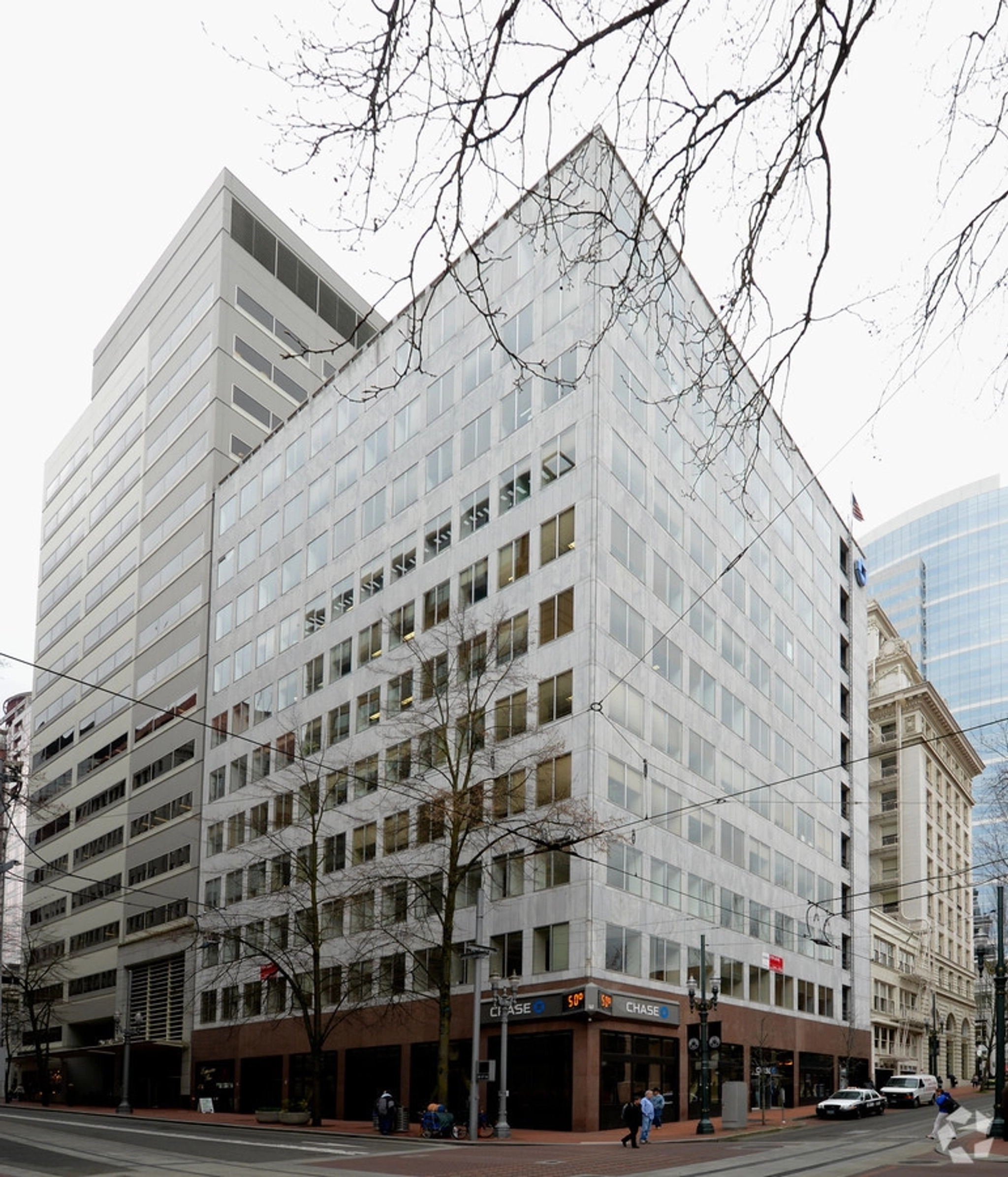 Un grand espace de coworking au coin de la rue de Portland.